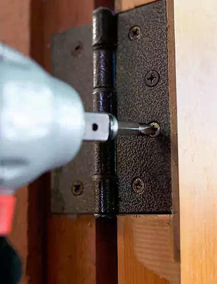 Professional Door Hinge Replacement Dania Beach, FL