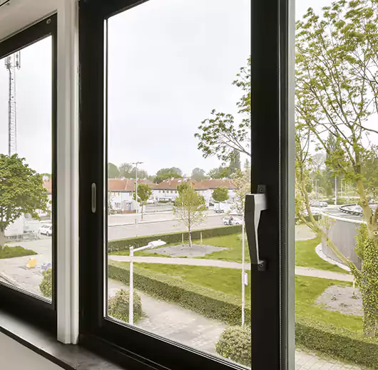 Why Dania Beach Homeowners & Businesses Trust Us?